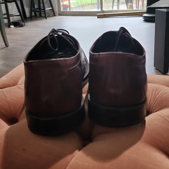 JOHNSTON & MURPHY MENS LEATHER BURGUNDY OXFORDS SIZE 11 MADE IN INDIA - Picture 5 of 15